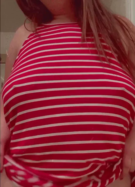 I love watching my big natural tits drop ?.