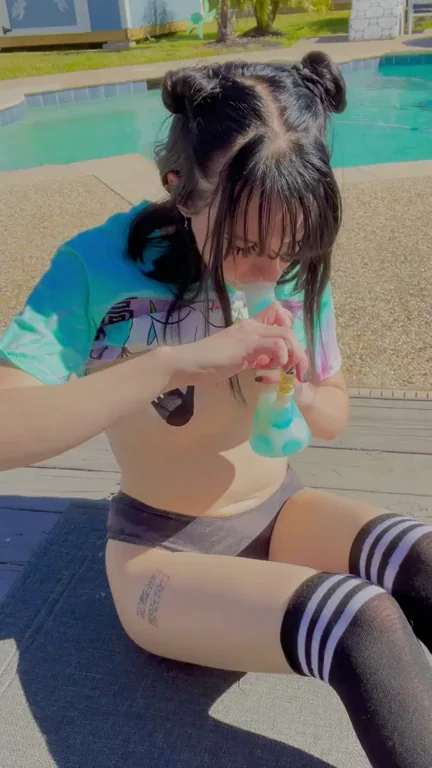 Poolside Sesh Slut: Clothes Off, Wanna Blaze? 🔥💨😈
