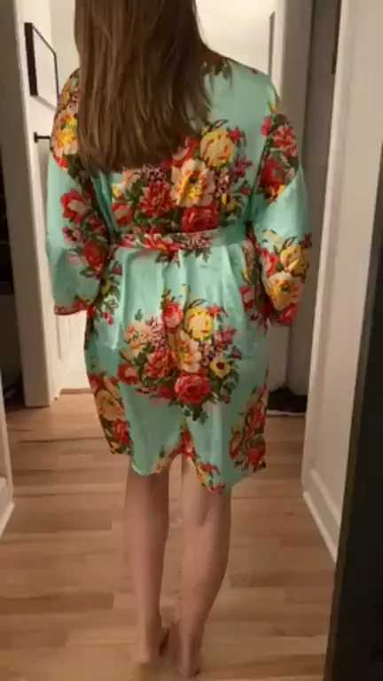 Would you fuck my 38 yo wife? Do you think she’s a MILF?