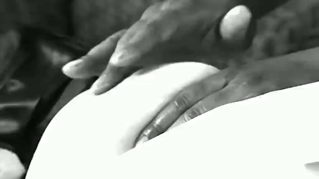 🔥 Hotwife PAWG Gets Oiled Up by Hung Black Masseuse 😈🍑
