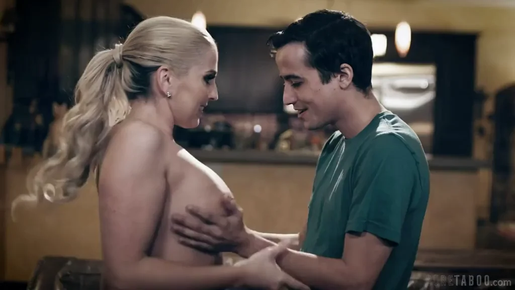 Christie Stevens - Threesome with Hot MILF