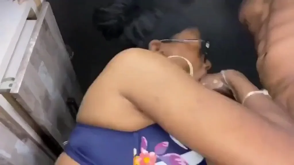 Club Exclusive Cumslut Face-Fuck Frenzy