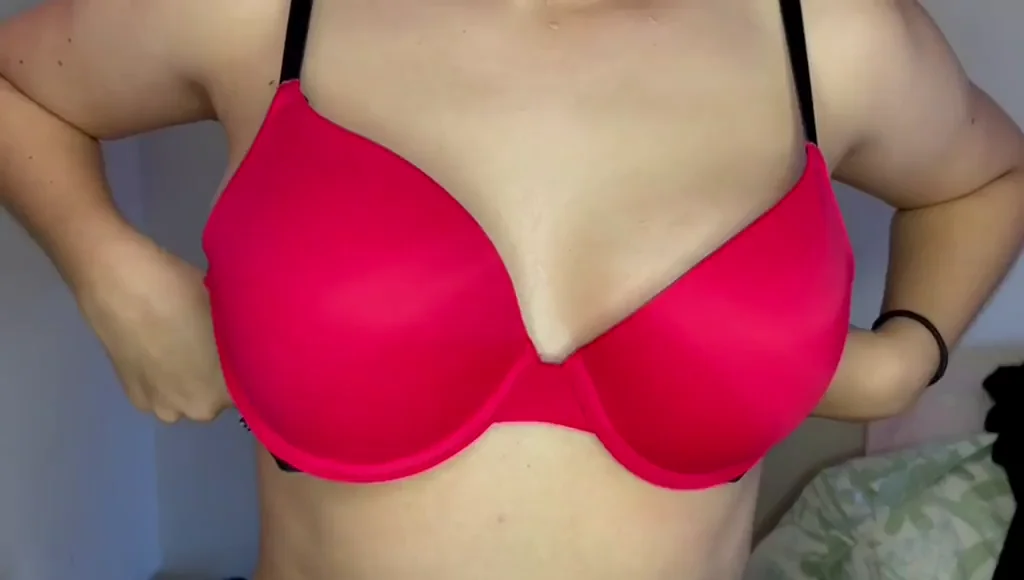 A little tease for you to get hard
