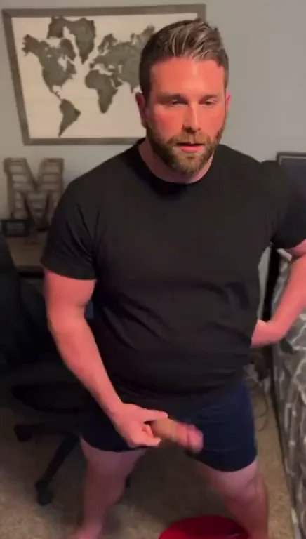Thicc Daddy's Monster Cock Reveal