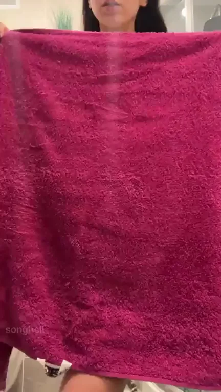 I would fuck everyone who likes my petite body