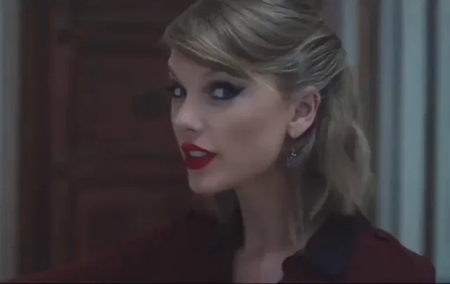 Taylor Swift is giving the right message...