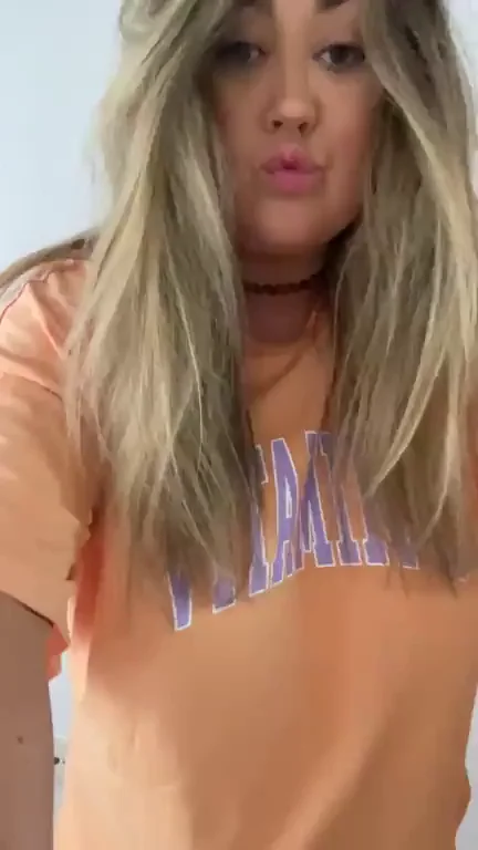 What Color Was My T-Shirt? 🍊 BBW Tease Reveal! 😈