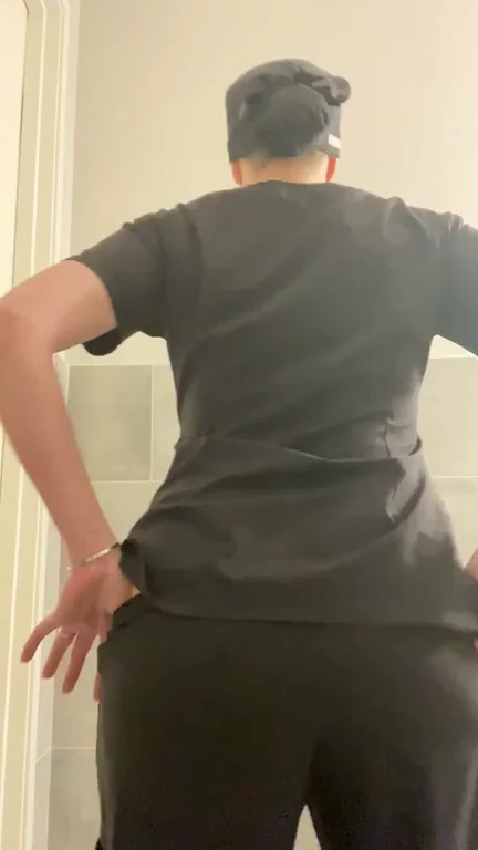 Nurse Slut Spreads Her Juicy Ass at Work 🍑💦🔥