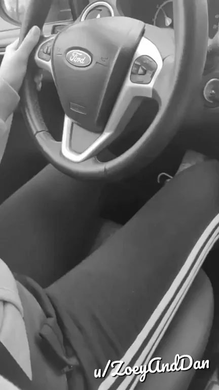 Road Trip Handie Fun with Zoe & Dan 🚗💦🍆