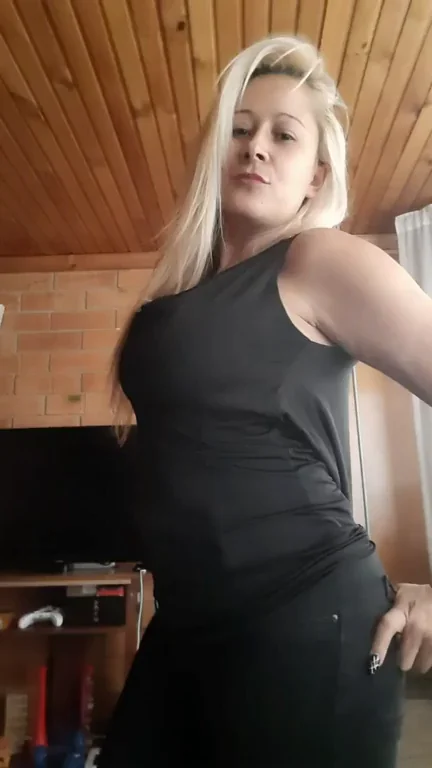 Mommy? Sorry, mommy? Sorry… mommy?
