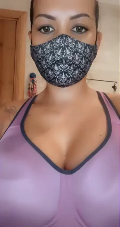 40yo MILF's Massive Bouncing Milkers 💦🍈🍈