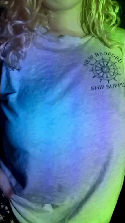 Wanna Play with My Massive Bouncing Tits? 🍈🍈💦