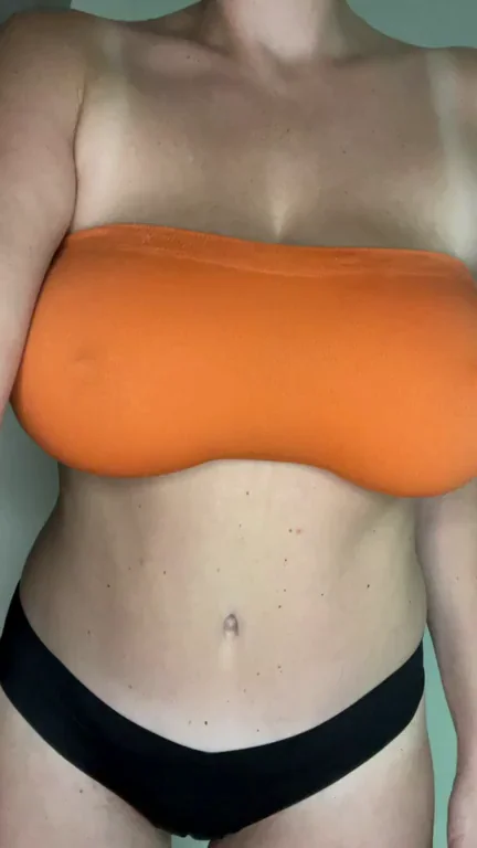 Make My Huge Tits Bounce, F/33 Slut