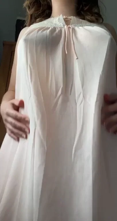 Distracting You from My Nightie's Wrinkles with These Massive Tits 😈🍈🍈