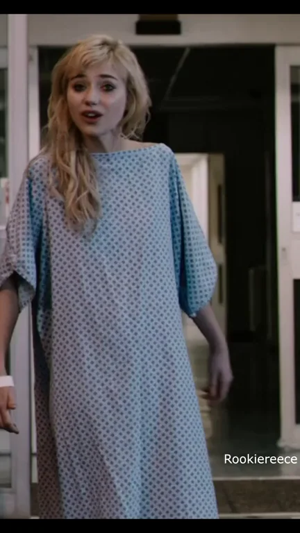 🍑 Imogen Poots' Juicy Blonde Bubble Butt in Hospital Gown Tease 🔥