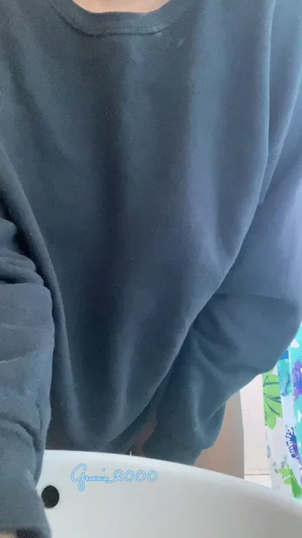 Thick Ebony Babe's Massive Titty Drop Tease