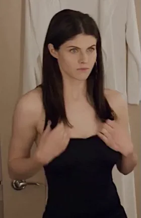 Alexandra Daddario's Mind-Melting Cleavage Abyss