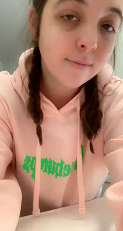 Your pawg fuckdoll