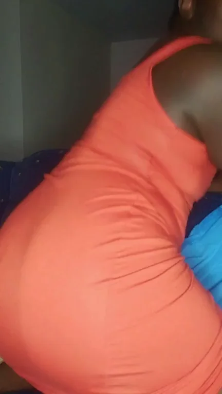 Wanna pound this fat ass?