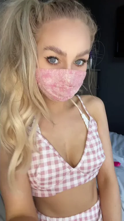 Can I be your little fuckdoll?