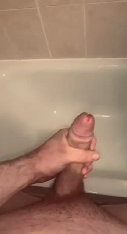 Hot Cocoa Blast in the Tub? 💦🛁