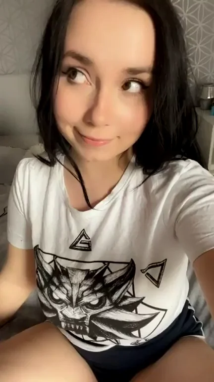 Huge natural tits ? her free album in the comment