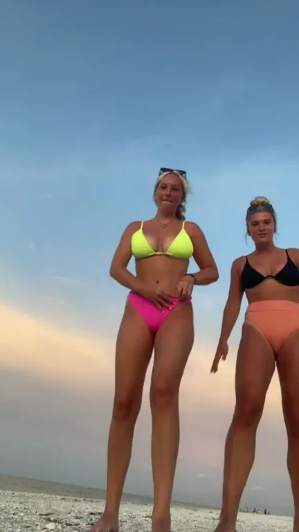 Left or Right? Thicc Blonde Bikini Babes Ass Tease at Sunset Beach 🍑🔥