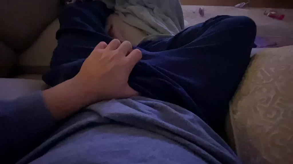 Covid+ Daddy's Thick Uncut Cock Still Raging Hard 😷🍆💦