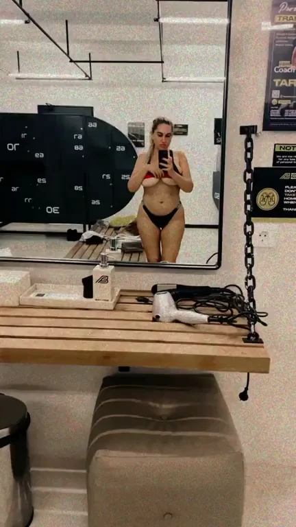 Grab My Massive Tits to Be My Buddy 💦🍈🍈 [Epic Titty Drop]