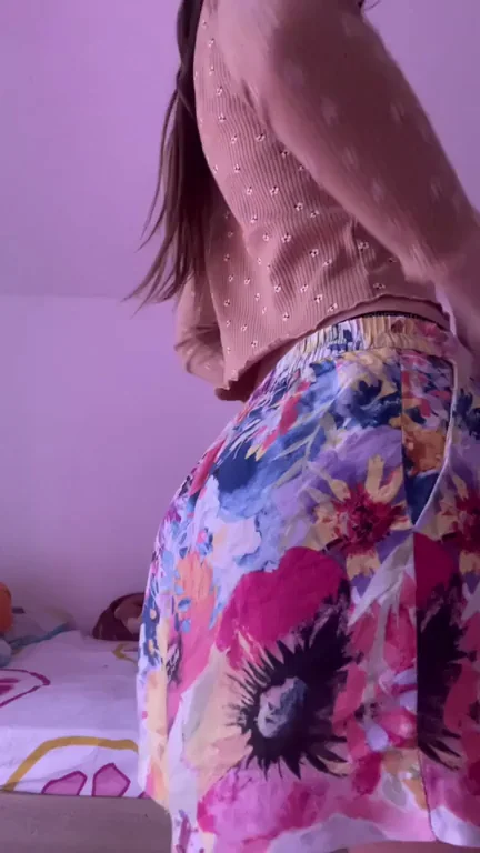Can i watch you eat my pussy??