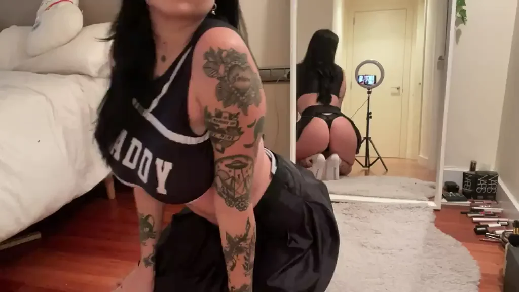 Do you like seeing my ass while I show you my titties?