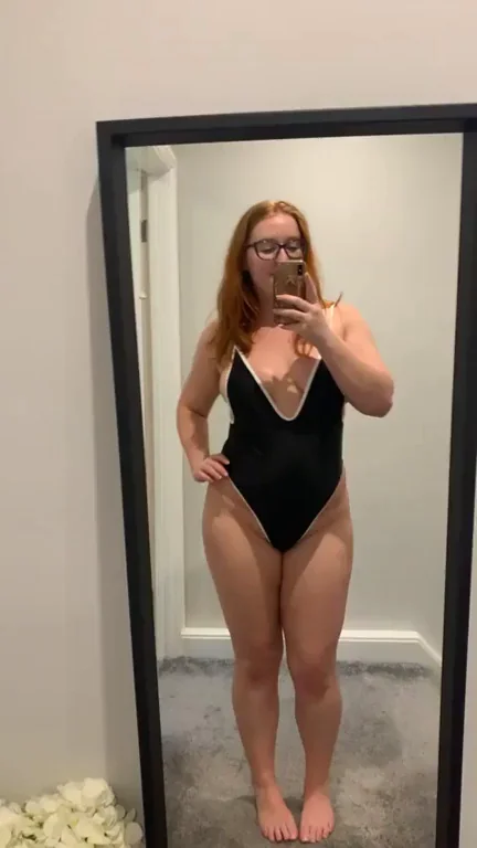 Can I be your curvy wifey?