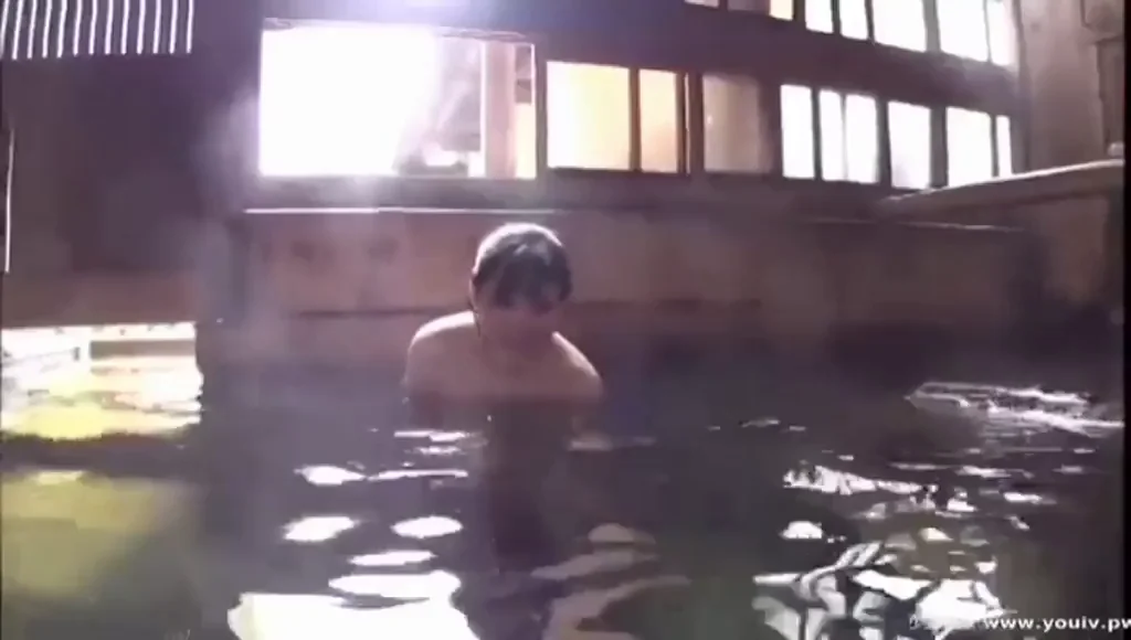 Anri Okita Running On Hot Spring