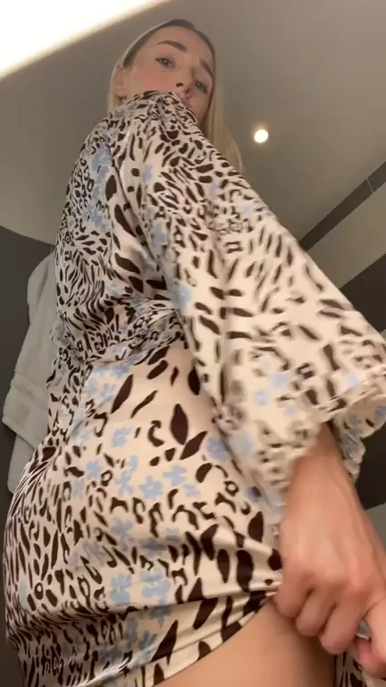 Is my ass smash worthy baby?