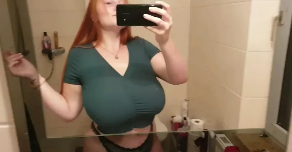 Wanna Fuck My Massive Tits? 😈🍈🍈