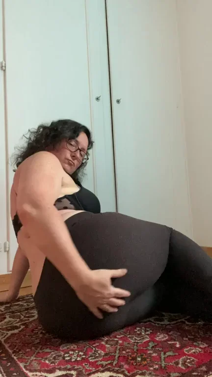 Ex Hated My Jiggly PAWG Ass 🍑😈 You Worship It?