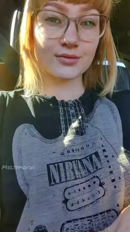Redhead Glasses Slut Begs for Cumshot on Her Nerdy Frames in the Car