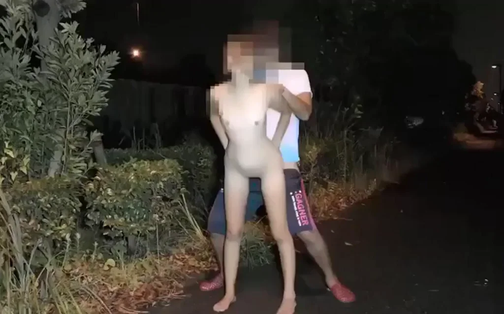 🌳 Wild Asian Slut Takes Standing Doggy Pound Outdoors 🍑💦