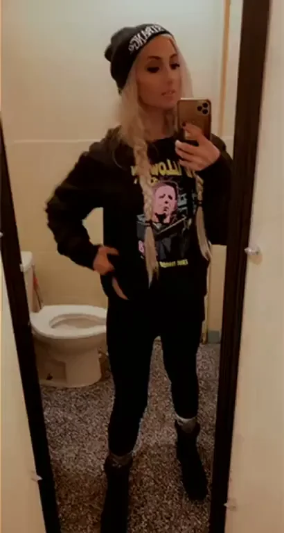 Would you grab my tits? ?
