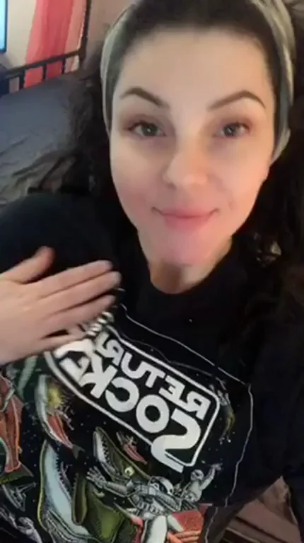Sockeye Slut's Kitty Tease in Nerdy Return