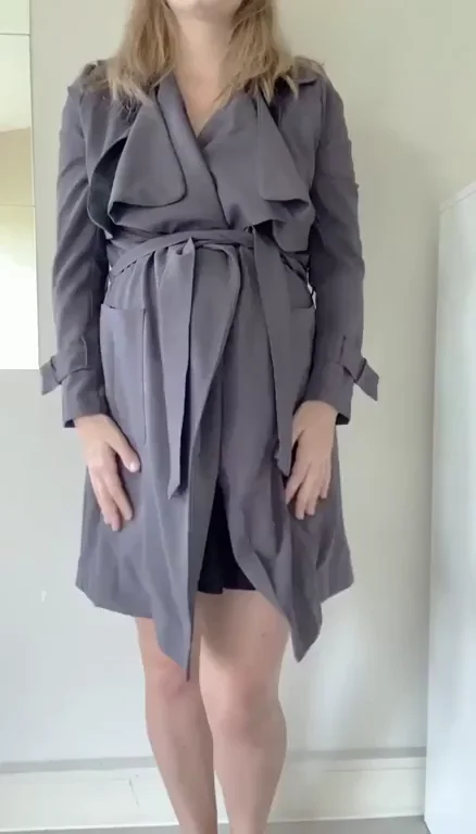 Magic Clapper Milf Tease: Clap for My Pregnant Pussy! 👏🍑🤰