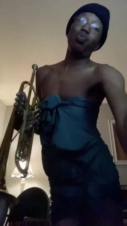 Petite Ebony Babe Sucking That Big Brass Horn Makes You Sub 😈🍆