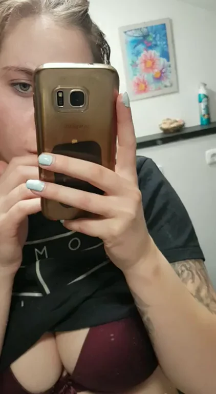 💋 Would You Mind My Slutty Work Surprise? 😈