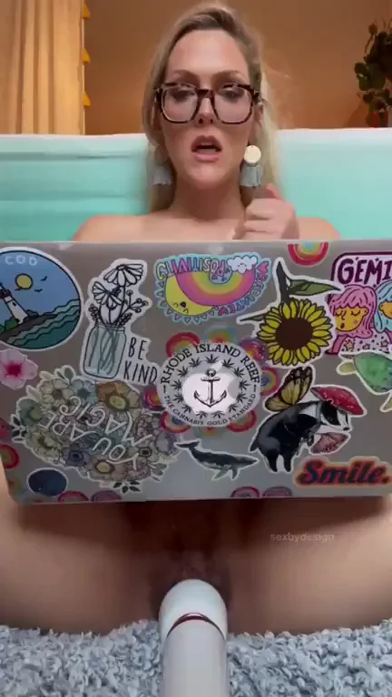 This is how I check my inbox every single day ?