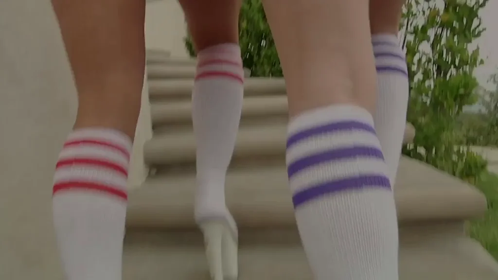 Remy Lacroix & Jada Stevens Holding Hands, Shaking Massive PAWG Asses 🍑🔥