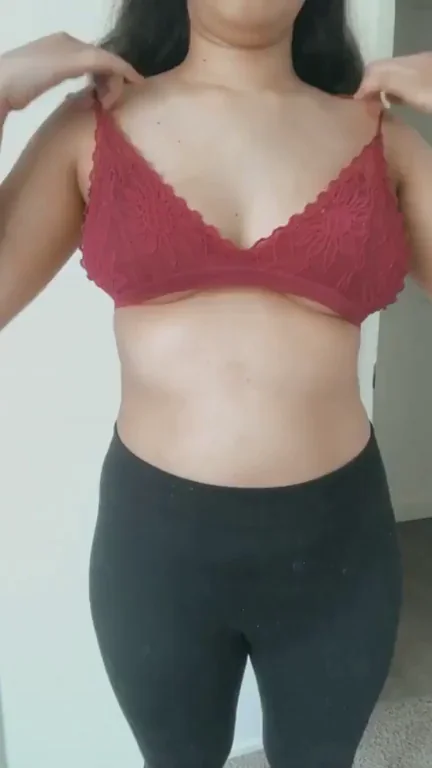 I’d look really good bouncing on your cock!
