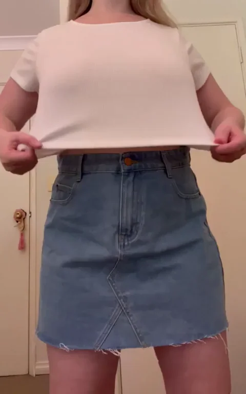 This top makes my tits look so perky