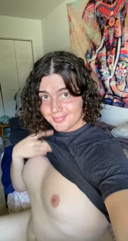 Do you like how my body is maturing, Daddy? ??