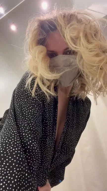 Want to cum shopping with me?