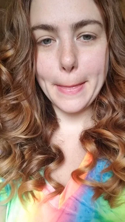 🌈 MILF Tease: Rainbow Top Tit Flash & Smirk 😏🍒
